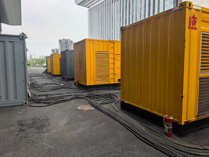 辽中不同季节柴油发电机组保养有哪些注意事项?