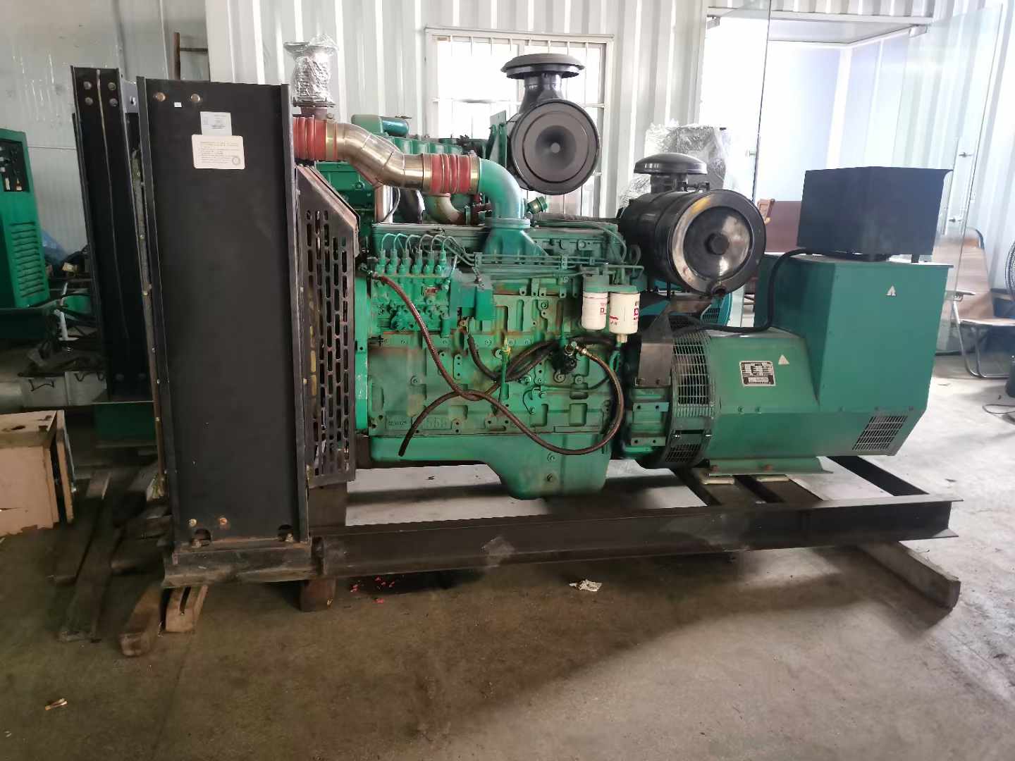 辽中发电机租赁如何确定电缆的承载电流是否在安全范围内？